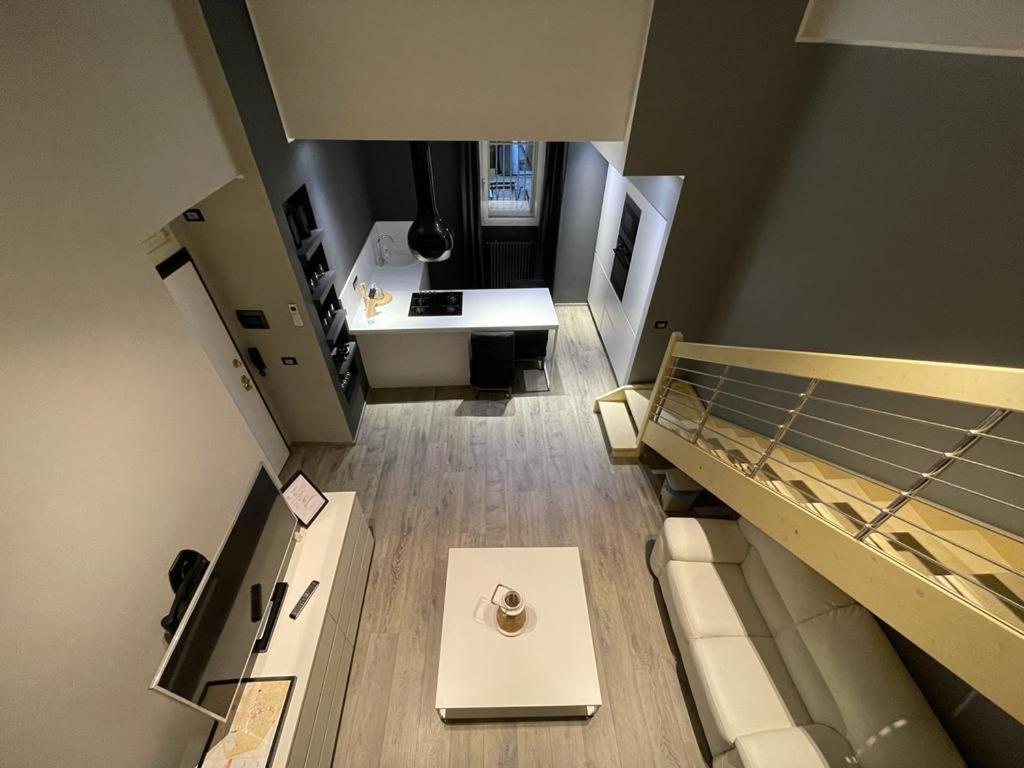 Portici Design Suite - Historical Center Bologna Bagian luar foto